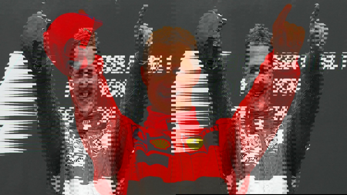 صحيفة: مايكل شوماخر يتلقى "علاجًا سريًّا" بمستشفى في باريس