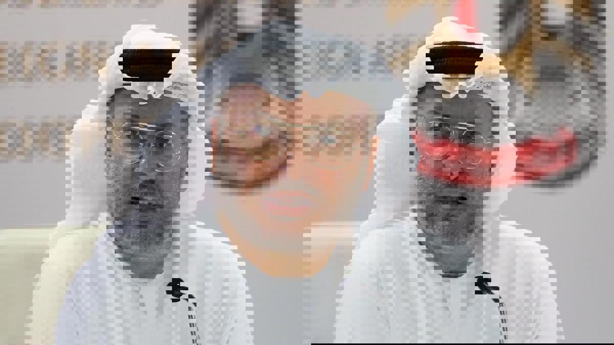 قرقاش: أمامنا ظروف قد تمهد لحلول سياسية تعزز الأمن والاستقرار والازدهار