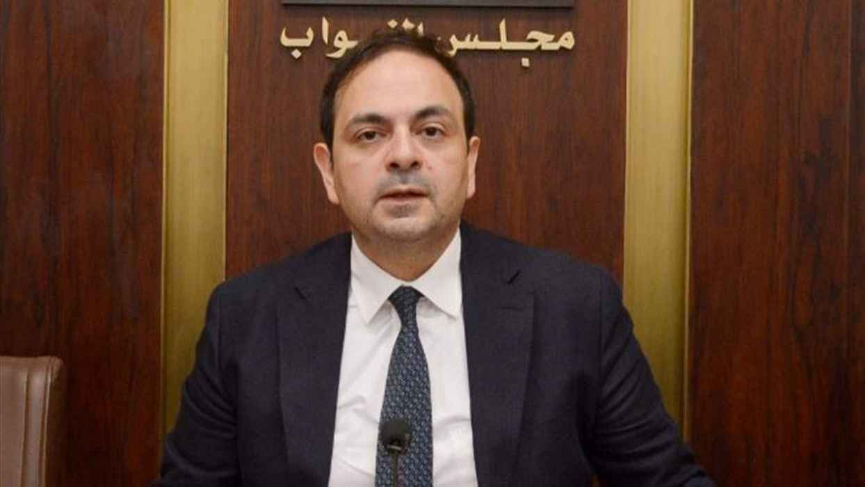 حيدر ناصر لـ"إرم نيوز": العلويون دفعوا ثمن حروب الآخرين في سوريا