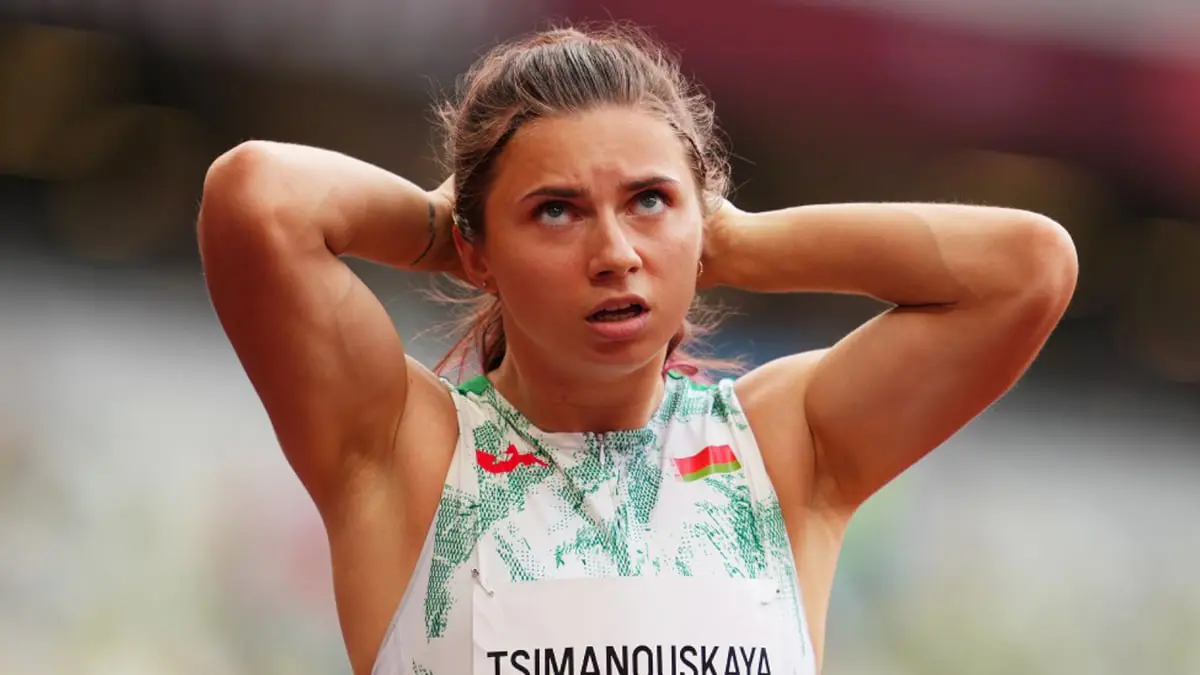 العداءة البيلاروسية تسيمانوسكايا تبيع ميداليتها لمساعدة الرياضيين المضطهدين