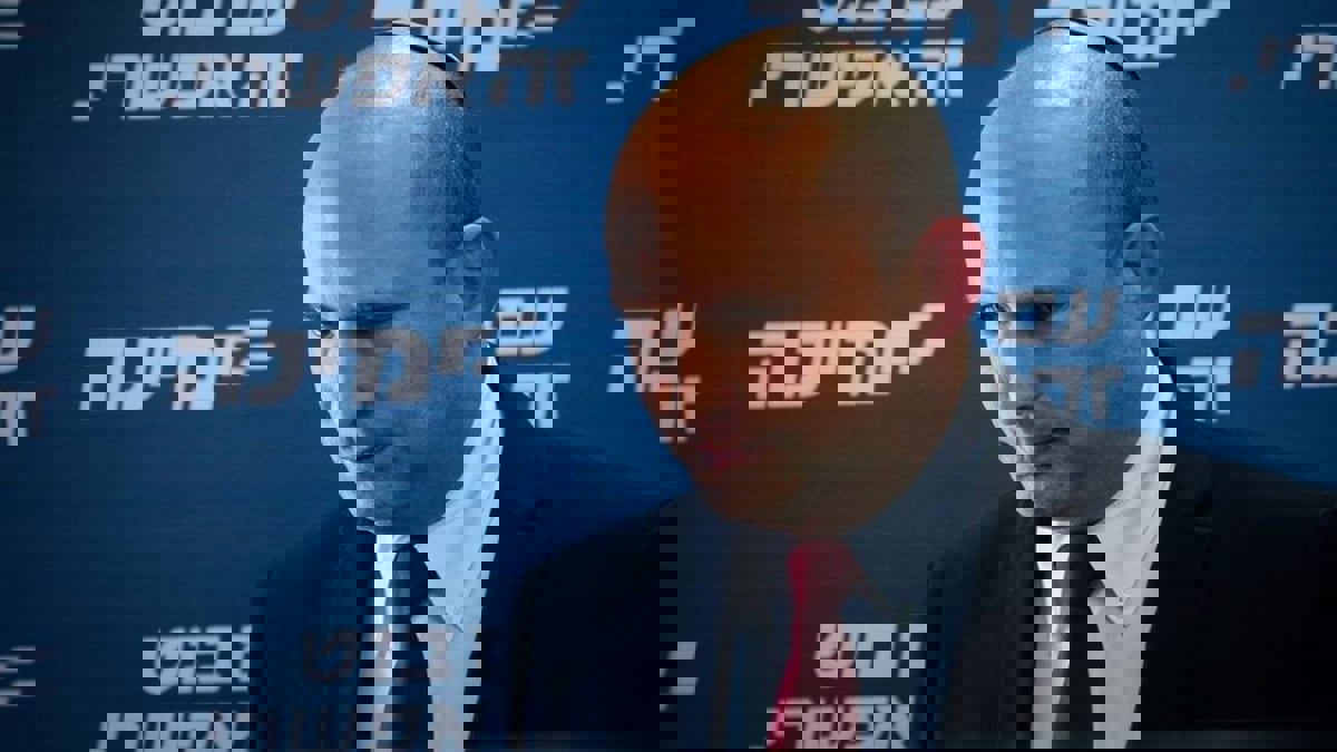 بعد إعلان شيكلي نائبا منشقا.. "بوادر تمرد" بين أعضاء حزب بينيت