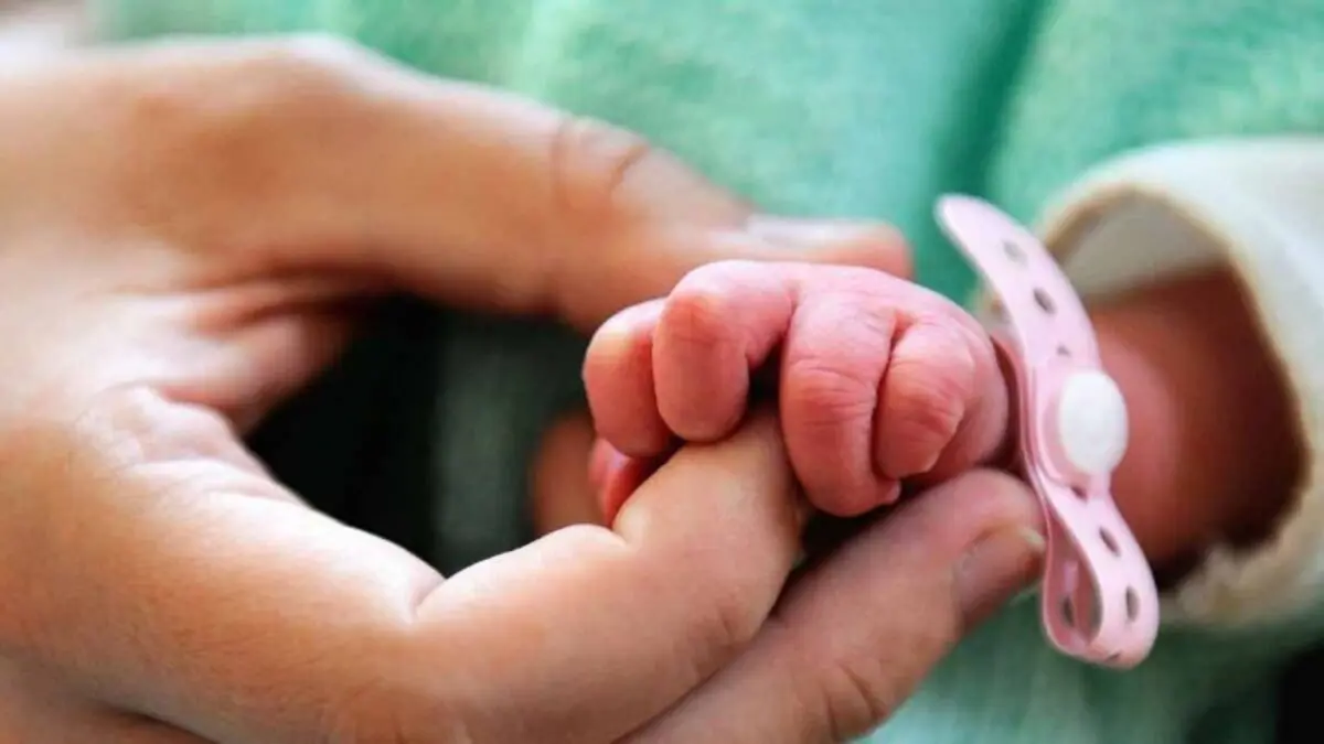 تونس.. لجنة التحقيق تكشف عن وفاة 15 رضيعًا بتعفّن جرثومي (فيديو)