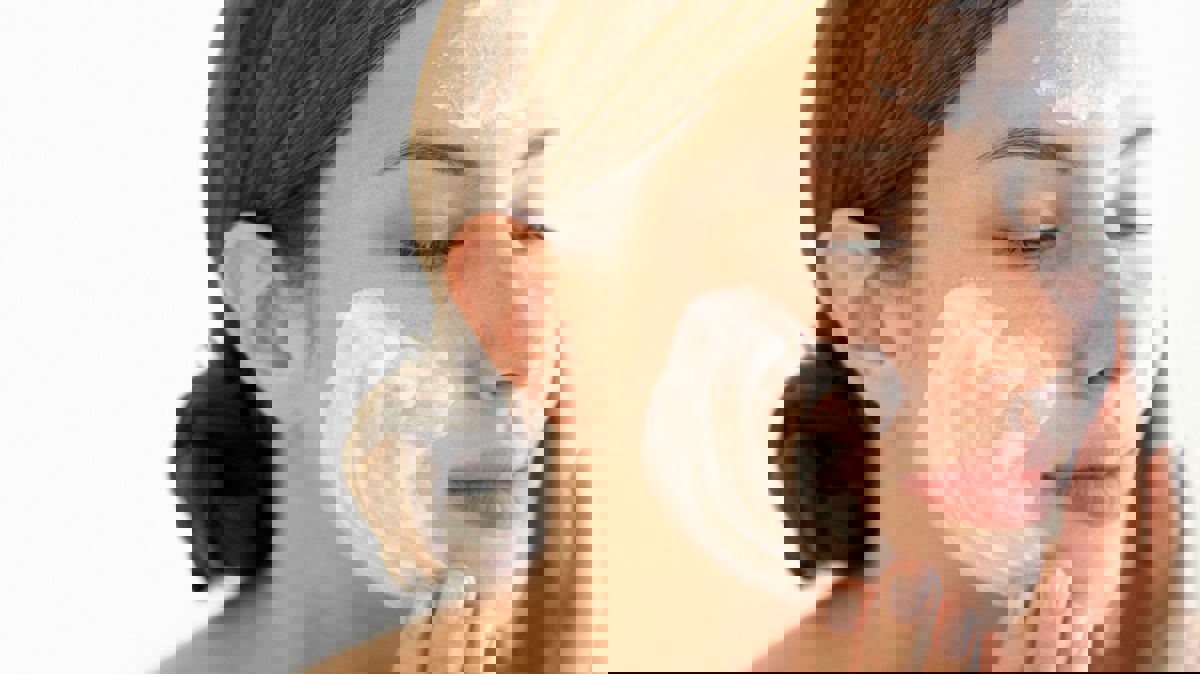 دراسة تربط استخدام كريمات تفتيح البشرة بأمراض الكلى