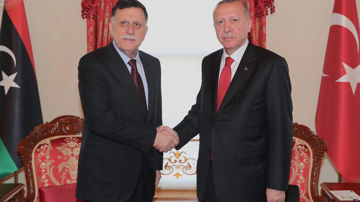 بلومبيرغ: الغاز ومليارات الدولارات وراء دعم تركيا لحكومة الوفاق الليبية