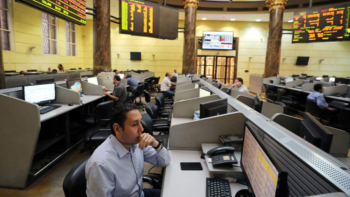 تراجع بورصة مصر 5% ووقف تداول 36 سهما‎