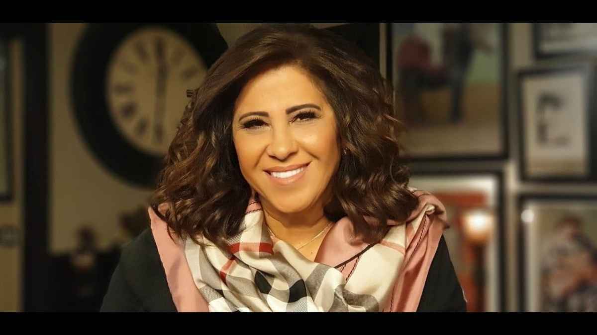 تعرفوا على توقعات ليلى عبد اللطيف للمشاهير في 2025 (فيديو)