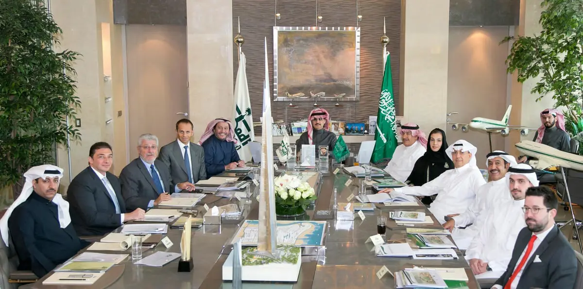 سهم شركة "المملكة" القابضة يواصل الصعود وسط حذر من البنوك