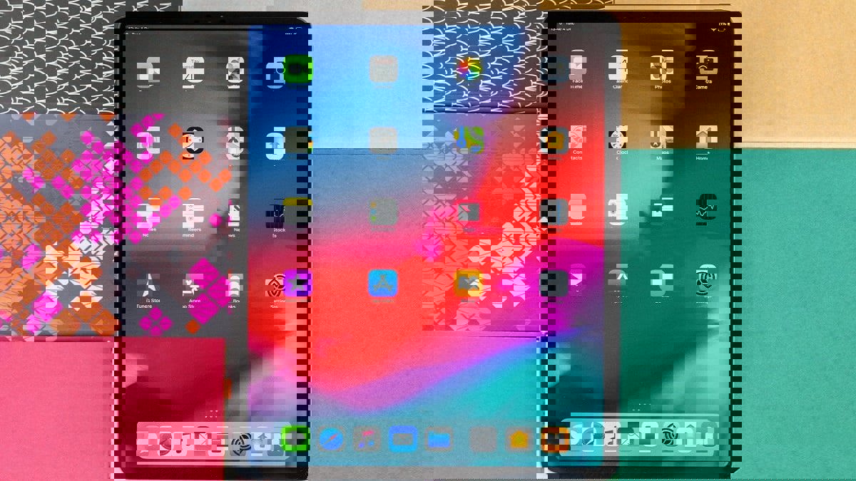 "أبل" تخطط لإطلاق "iPad Pro" بشاشة OLED في النصف الثاني من 2021