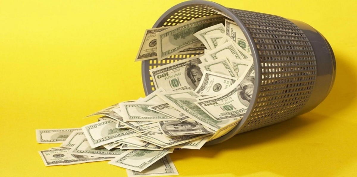 الجزائر في 2016.. 72 مليون دولار تحويلات "غير شرعية"