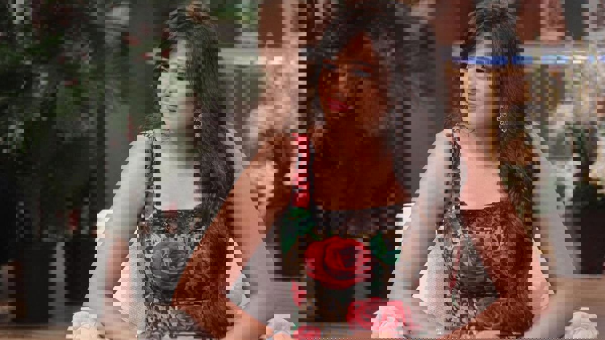 بعد أزمتها الأخيرة.. شقيق ياسمين عبدالعزيز يعتذر لها وينهي خلافه معها