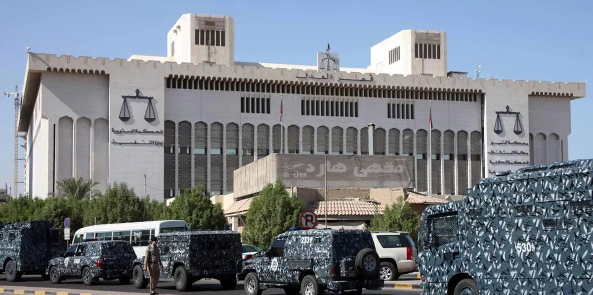 الكويت تنشر صور وأسماء الـ 12 محكومًا من "خلية العبدلي"