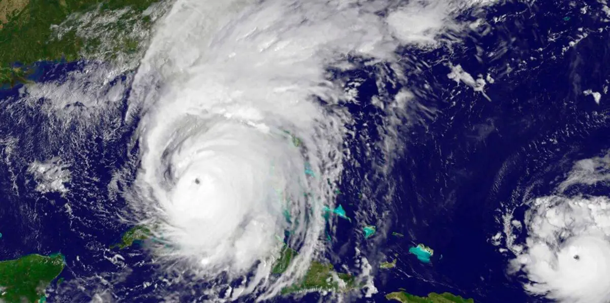 توقعات بأن يضرب الإعصار ليزلي إسبانيا والبرتغال