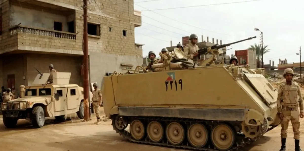 مقتل 3 جنود مصريين في هجوم جنوب العريش