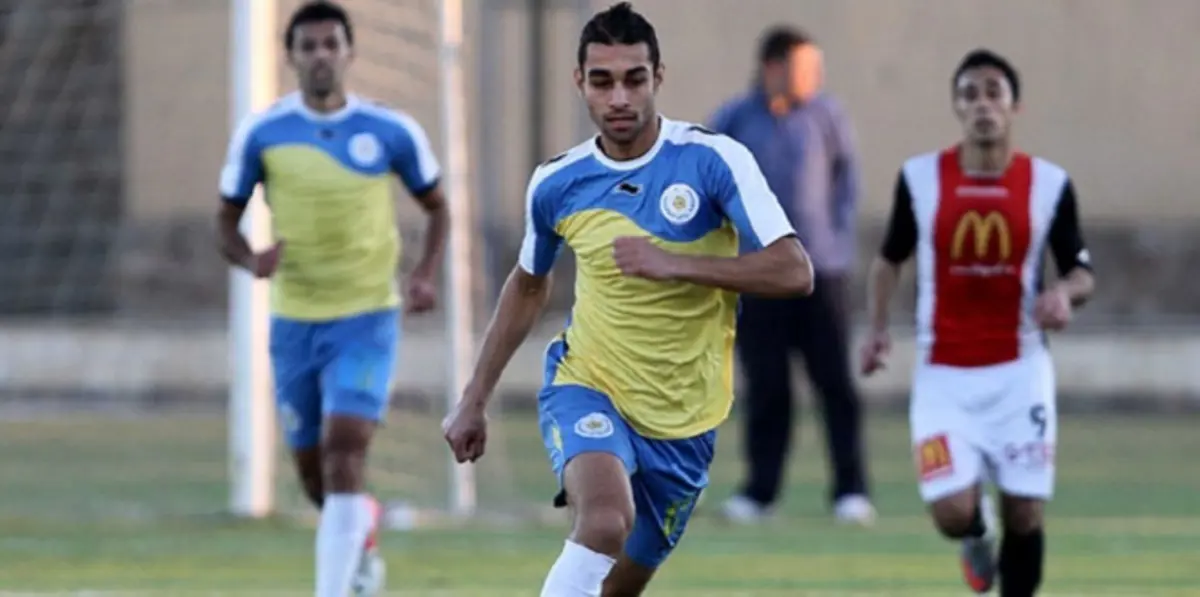 بيزيرو يراقب السولية خلال معسكر الأهلي بالإمارات