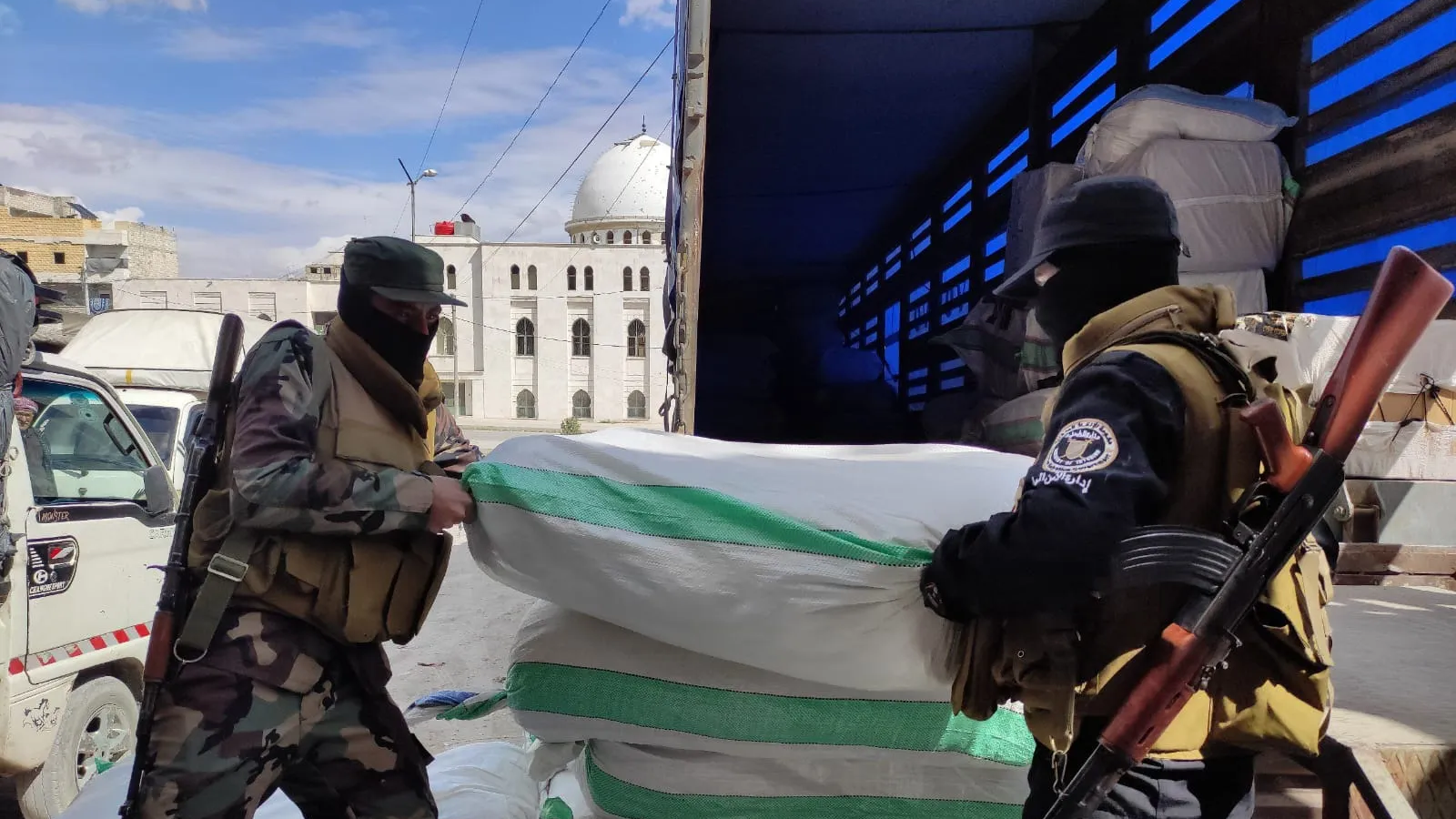 قبل تهريبها.. ضبط 4 ملايين حبة كبتاغون في اللاذقية (صور)