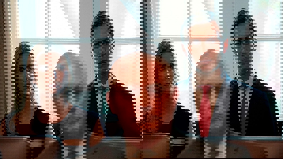 تقرير يكشف أسرارا من حياة صهر الرئيس الأمريكي وسر إقالة تيلرسون (صورة)