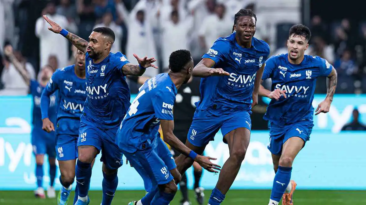 6 شروط.. ماذا يحتاج الهلال لهز صدارة النصر السعودي؟