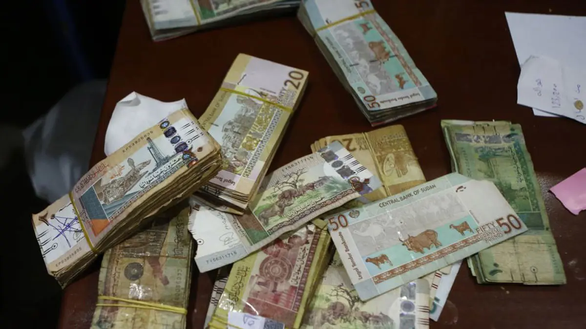 الجنيه السوداني يصعد عقب توقيع وثيقة الإعلان الدستوري