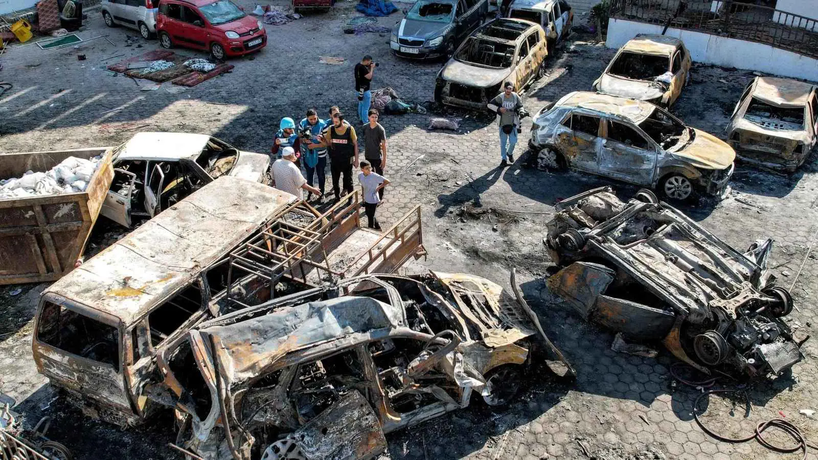 غزة.. قتلى وجرحى في قصف إسرائيلي استهدف المستشفى المعمداني