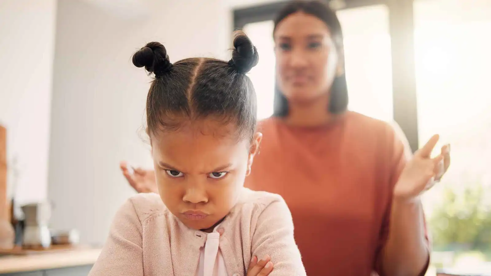 مهارة تربوية مُهملة.. كيف نعلّم الأطفال التعامل مع الغضب؟