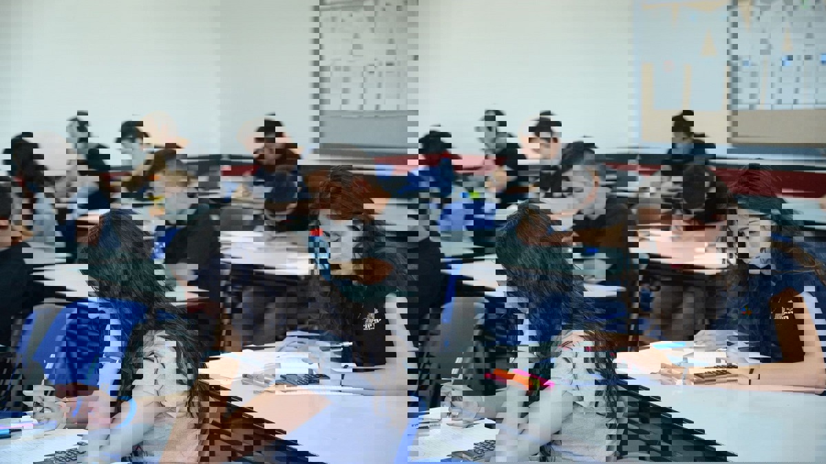 بين العربية والفرنسية.. لغة تدريس المواد العلمية تثير الجدل بالمغرب‎