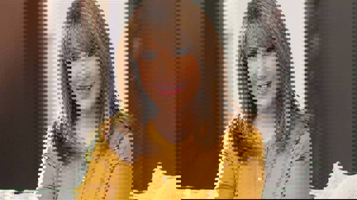 ناقدة كويتية: إشادة هدى حسين بمسلسلها عدم ثقة بالنفس (فيديو)