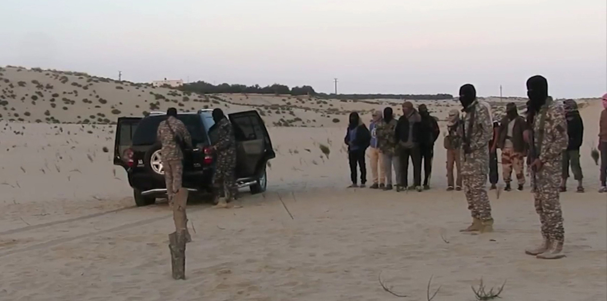 صحيفة: فيديوهات توثق طرق قطر في تمويل الإرهاب بشبه جزيرة سيناء