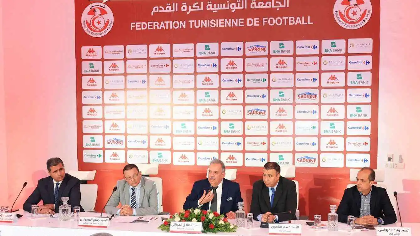 المدرب الجديد لمنتخب تونس يشعل أزمة حادة بين وزير الرياضة واتحاد الكرة