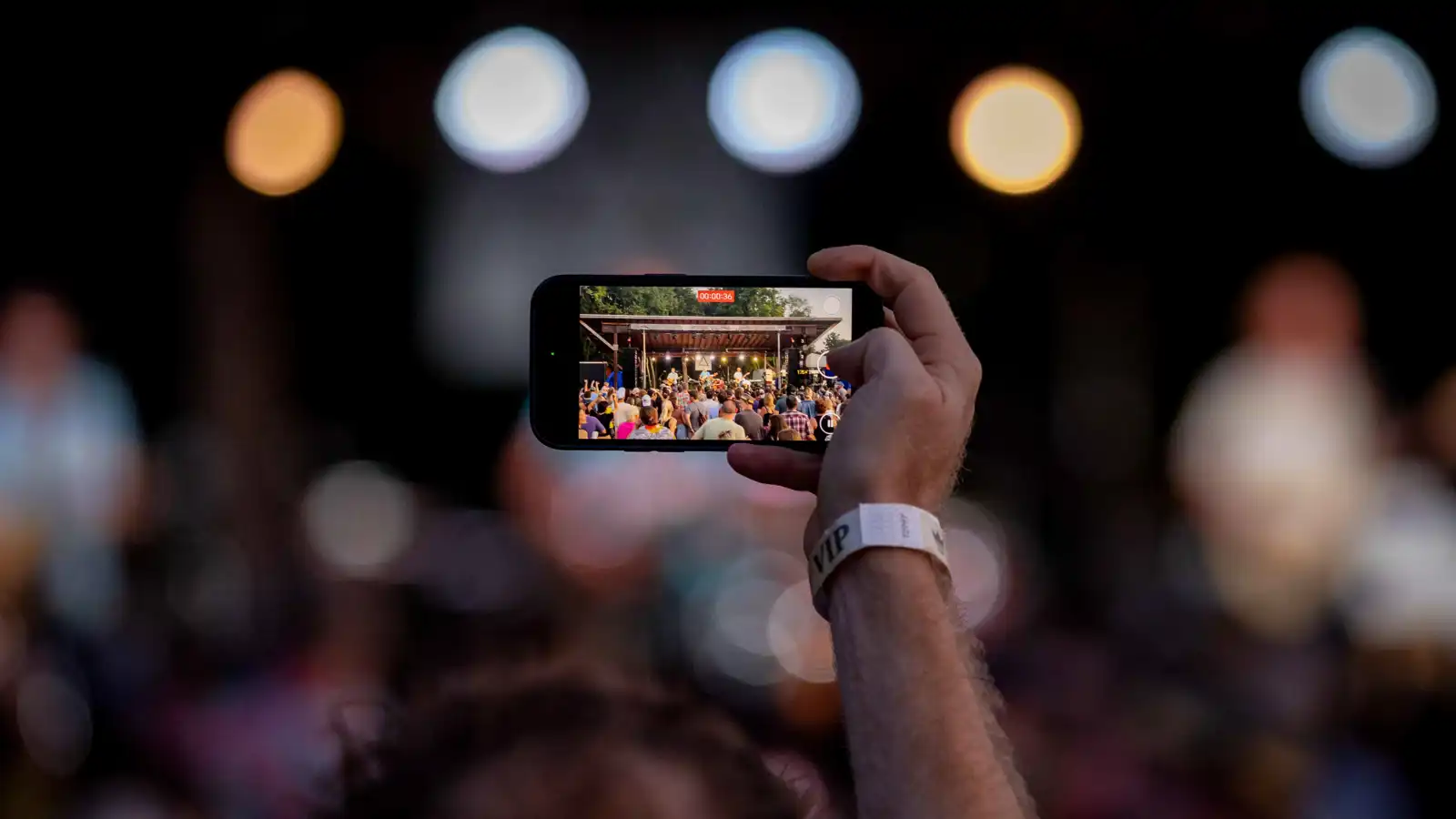 بهذه النصائح البسيطة.. اجعل هاتفك يدوم لسنوات أطول