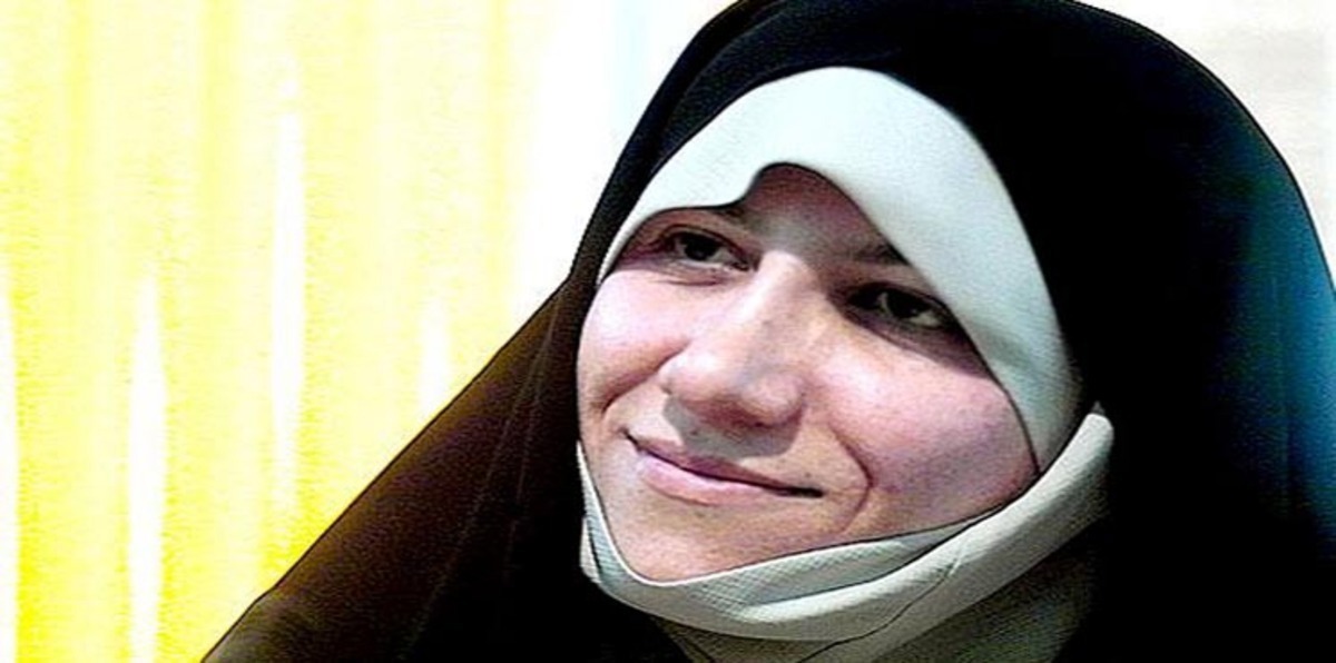 أحمدي نجاد يدفع نائبته السابقة للانتخابات البرلمانية