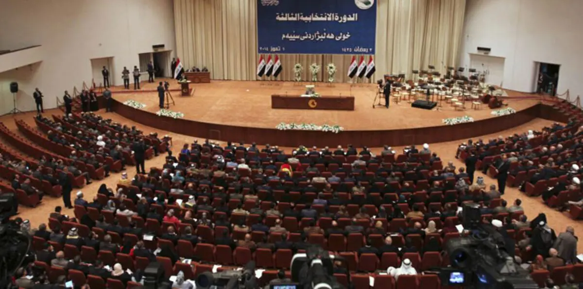 "النواب العراقي" يستأنف جلساته بعد طول غياب بحضور العبادي