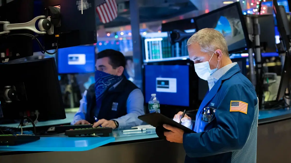 بورصة وول ستريت تسجل مستويات قياسية مرتفعة