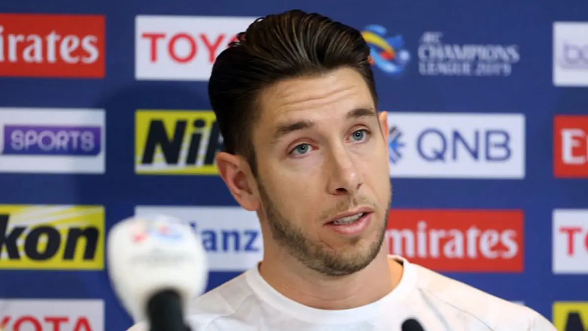 تقارير: نادي النصر السعودي يستغني عن حارسه الأسترالي برادلي جونز 