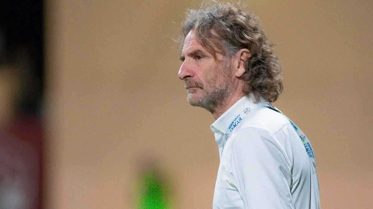 سيكون ثمة فشل إذا لم يحقق الهلال "النخبة".. تصريحات نارية من كارينيو