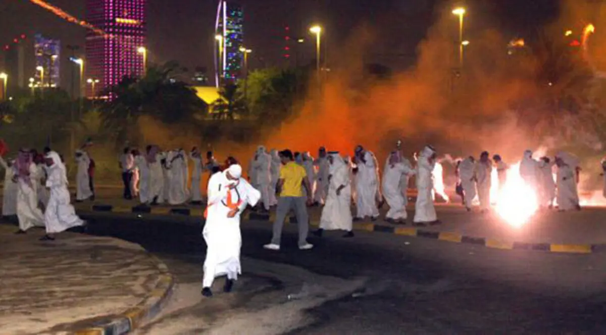 المعارضة الكويتية تتهم الأمن بتفريق تجمع بالقوة