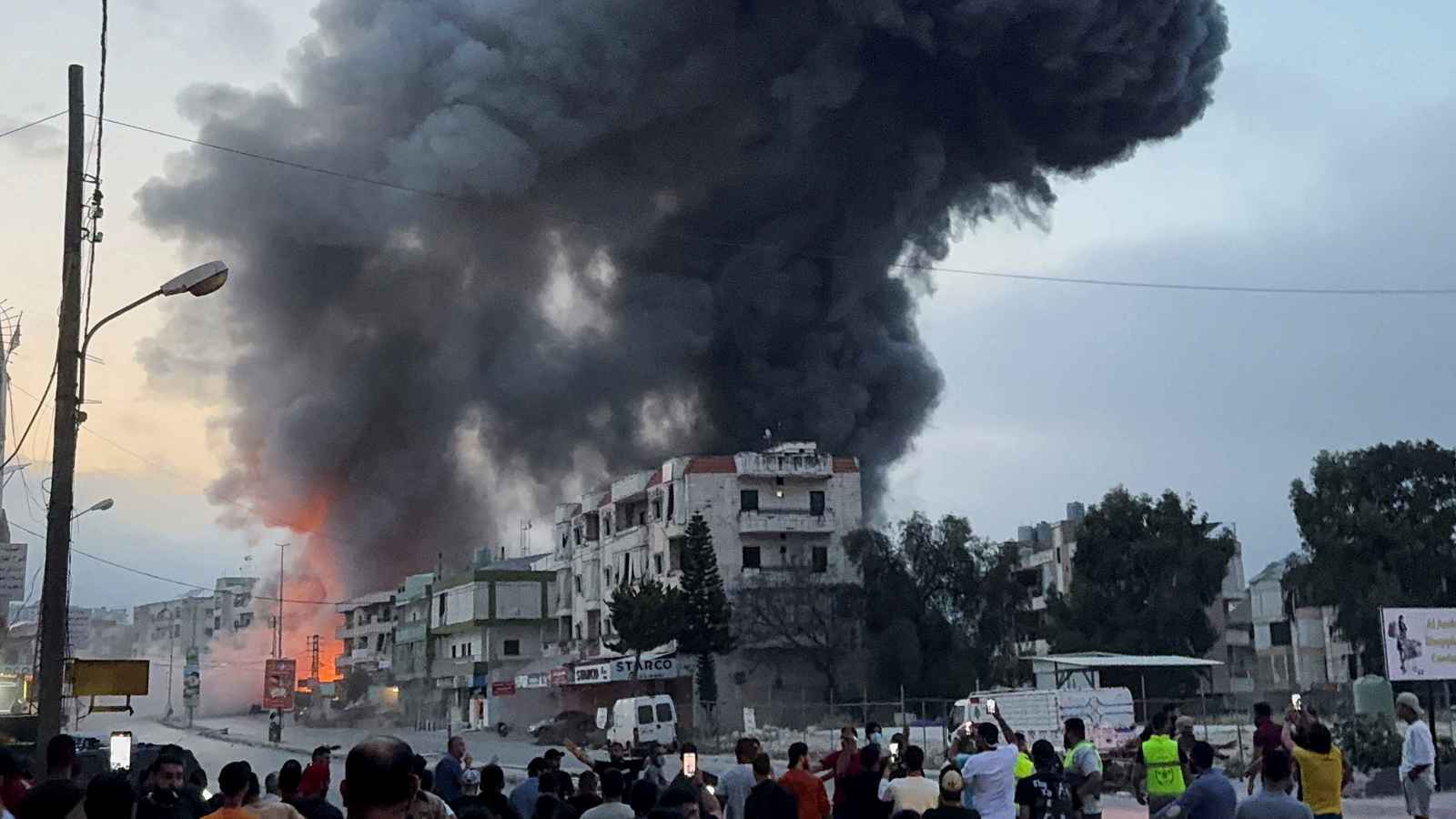 الأعنف منذ اتفاق الهدنة.. غارات إسرائيلية واسعة تستهدف جنوب لبنان (فيديو)