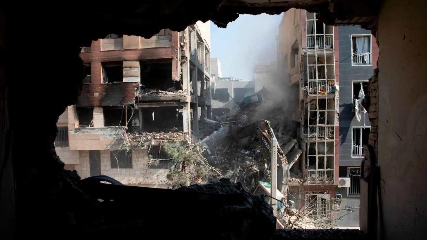 إسرائيل تهدد وإيران تتوعد.. هل بدأ "التسخين" لحرب ثانية؟