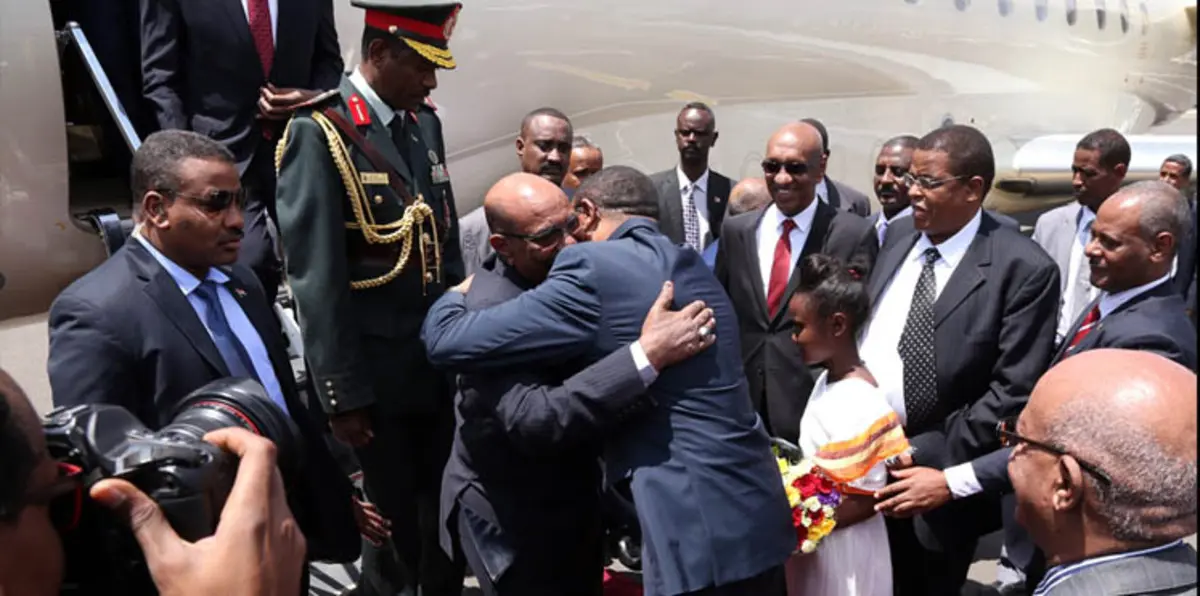 بعد قرابة عقدين.. البشير يزور أثيوبيا على وقع تخوف مصر على حصتها من مياه النيل