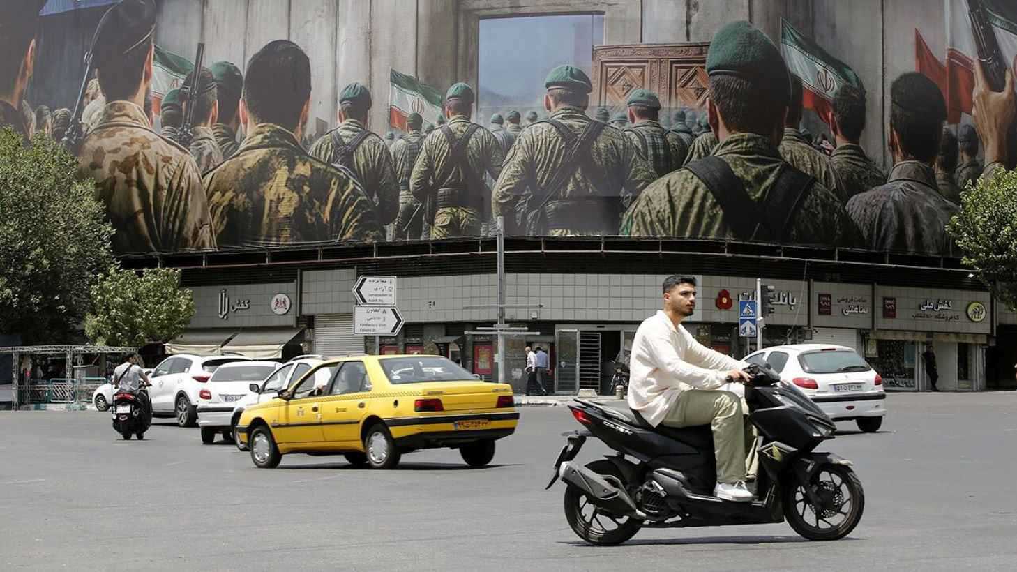 مجلس الأمن القومي يرد على تقارير حول تغييرات مفاجئة في القيادة الإيرانية