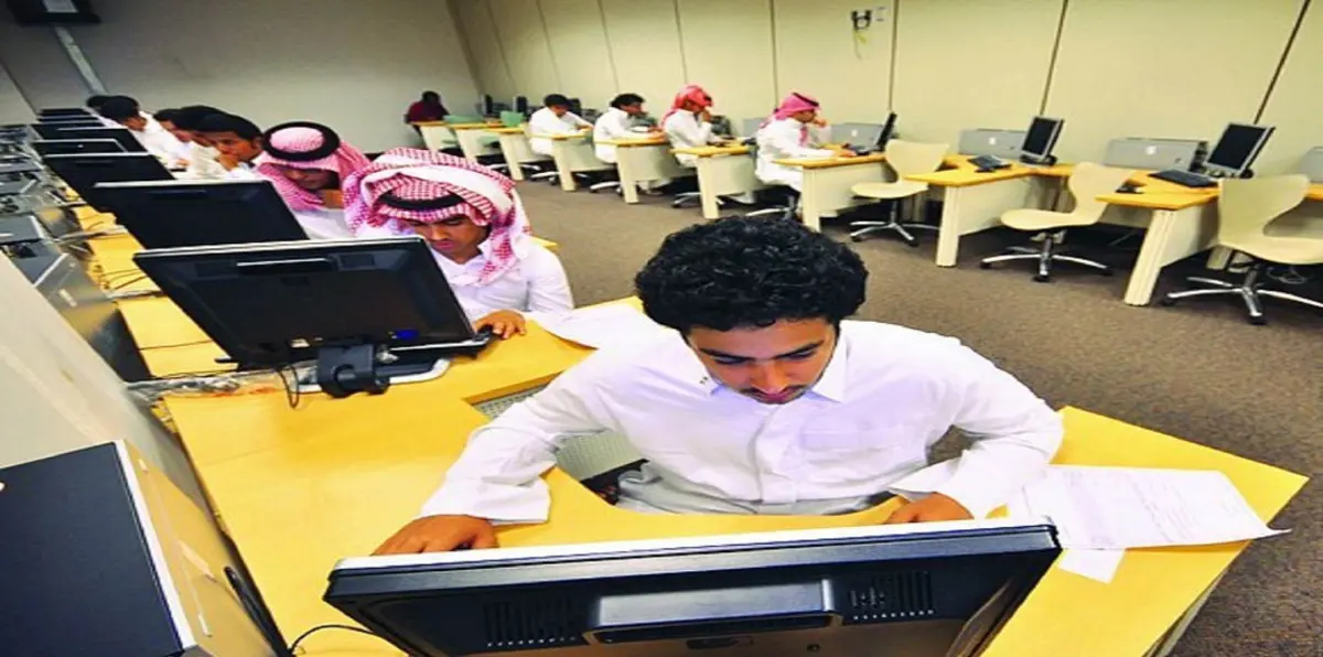 ربط التعليم الجامعي بحاجة سوق العمل يشعل سجالًا في السعودية
