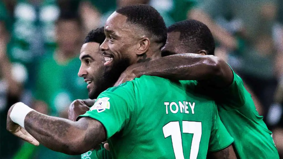 أثار جدلًا واسعًا.. إيفان توني يكشف سر احتفاله المثير