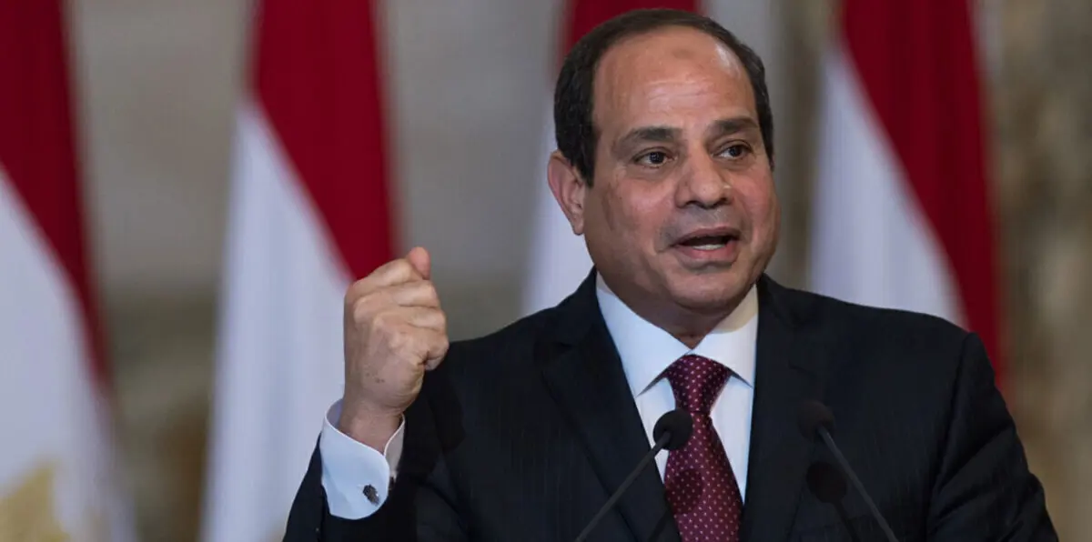 عالم آثار يكشف حقيقة "خاتم السيسي" الفرعوني (فيديو)