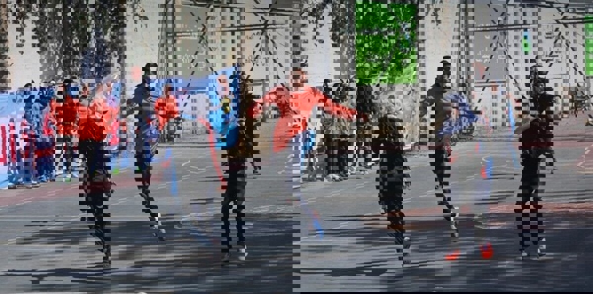 كيف كانت أول بطولة كرة قدم للفتيات في غزة منذ 10 سنوات؟ (صور)