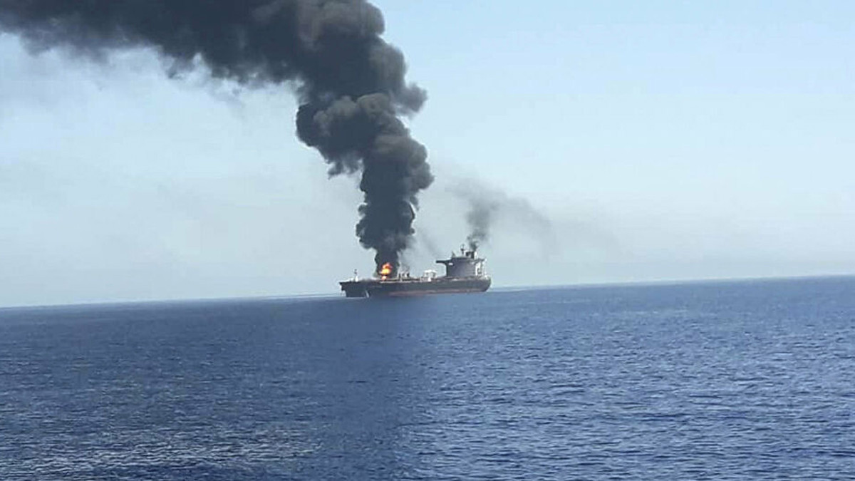 تقرير: إسرائيل تسعى لتغيير قواعد الحرب البحرية لمواجهة إيران