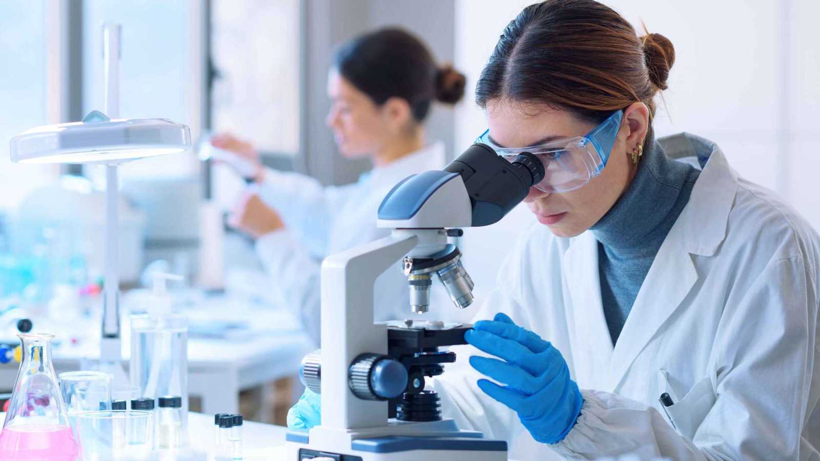 اكتشاف واعد.. "بكتيريا متطرفة" قد تحمل علاجاً للسرطان والخرف