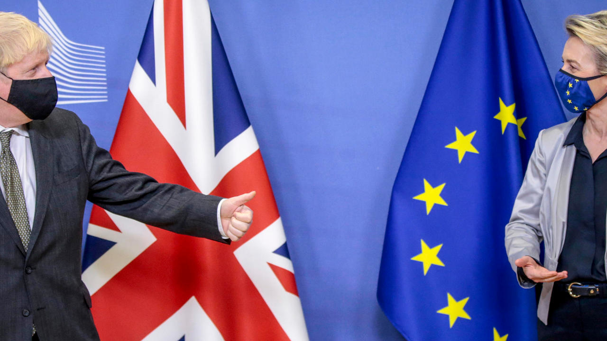 بعد تقديم بريطانيا "تنازلات هائلة".. لندن وبروكسل تقتربان من التوصل لاتفاق على "ما بعد بريكست"