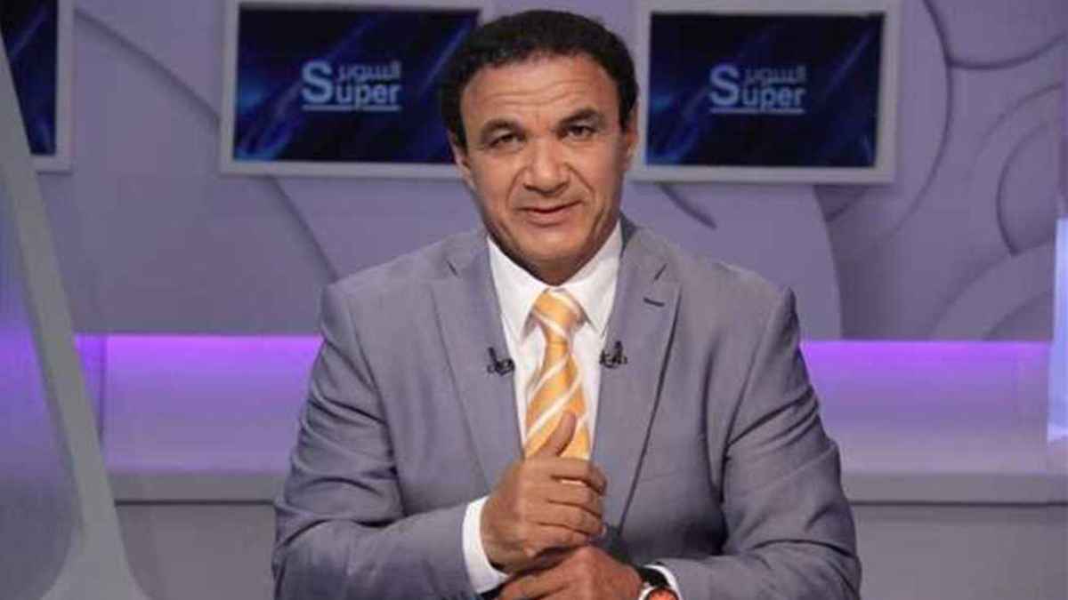 الكبير أخطأ مرات ومرات.. رد فعل مثير من أحمد الطيب بعد غلطة مصطفى شوبير (فيديو)