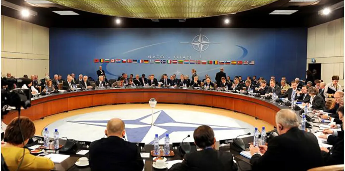 حلف الأطلسي يدعو إلى "رد عالمي" على إطلاق كوريا الشمالية صاروخًا باليستيًا جديدًا