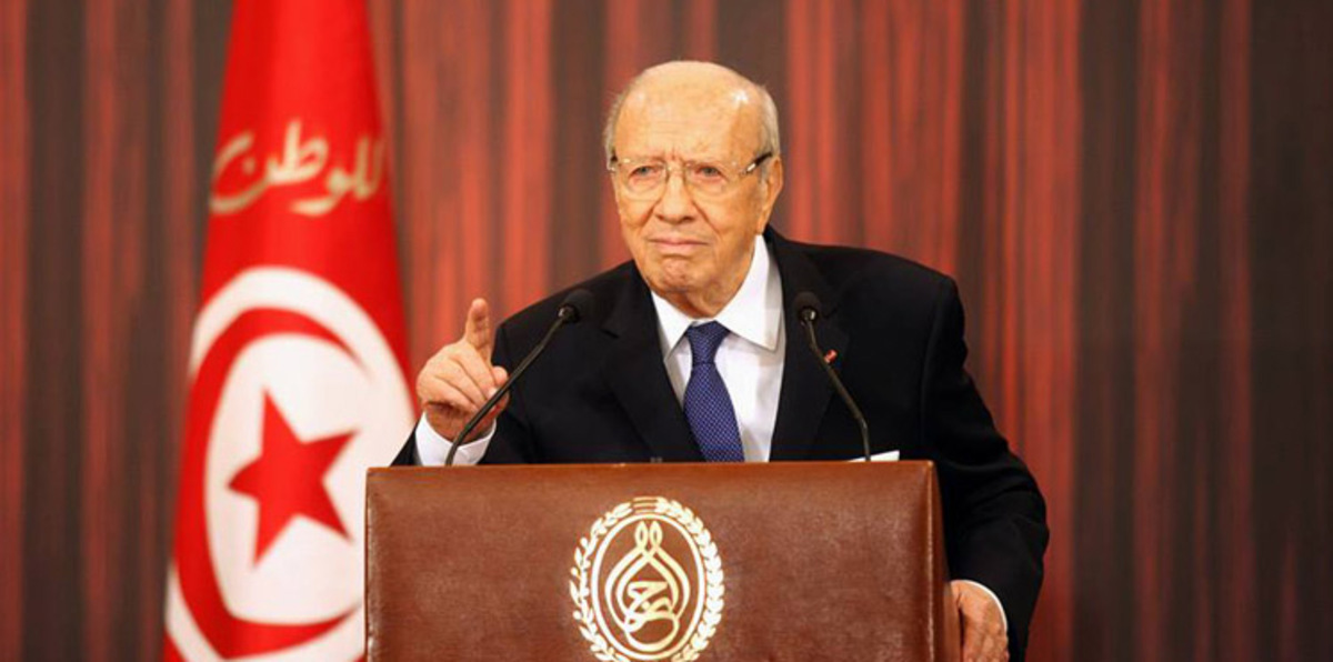 السبسي: الجيش سيحمي المنشآت الحيوية للثروات الطبيعية لتفادي وقف الإنتاج