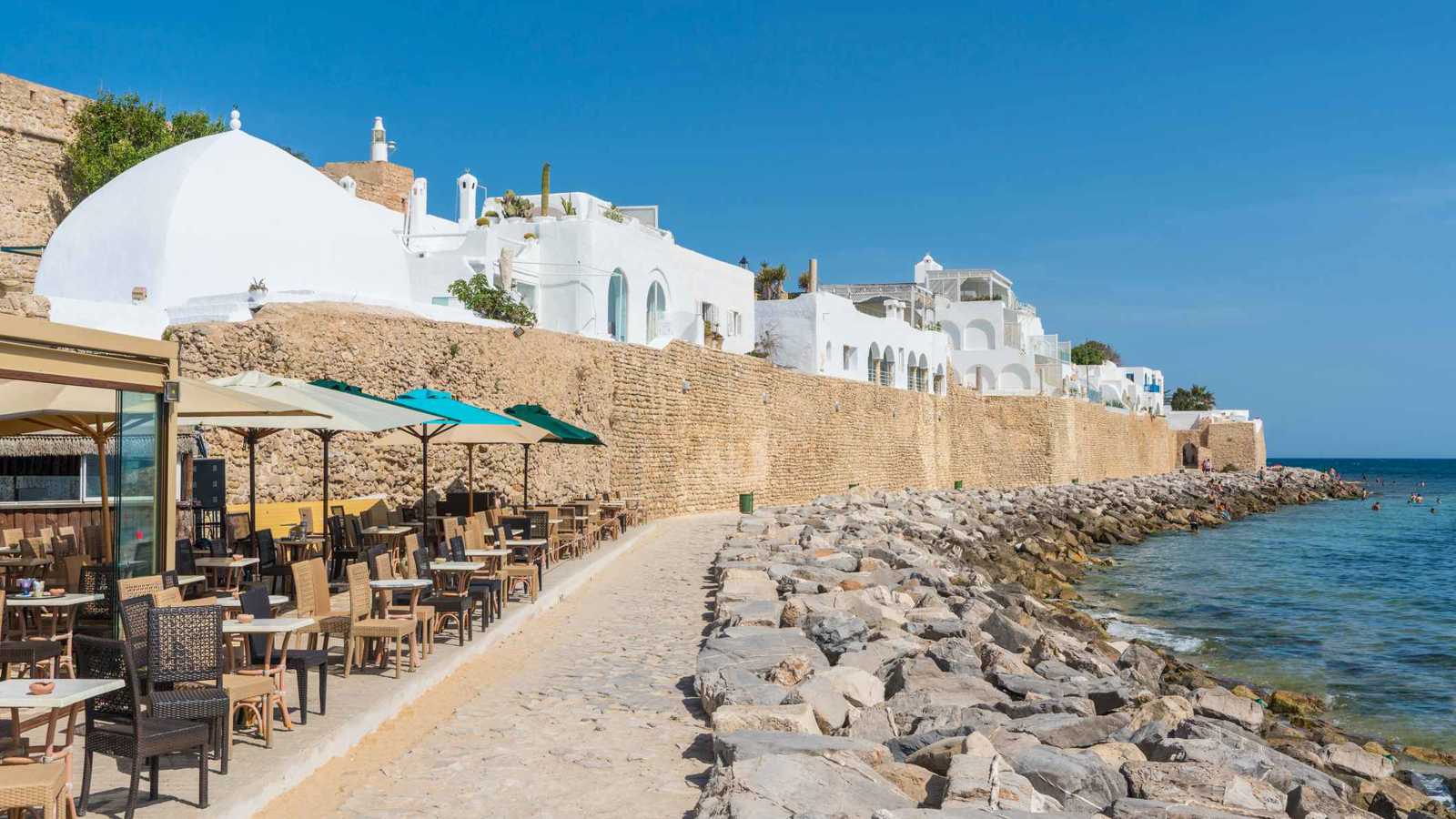 تونس..  توجيه عائدات "مهرجان الفل والياسمين" لترميم مدينة الحمامات العتيقة